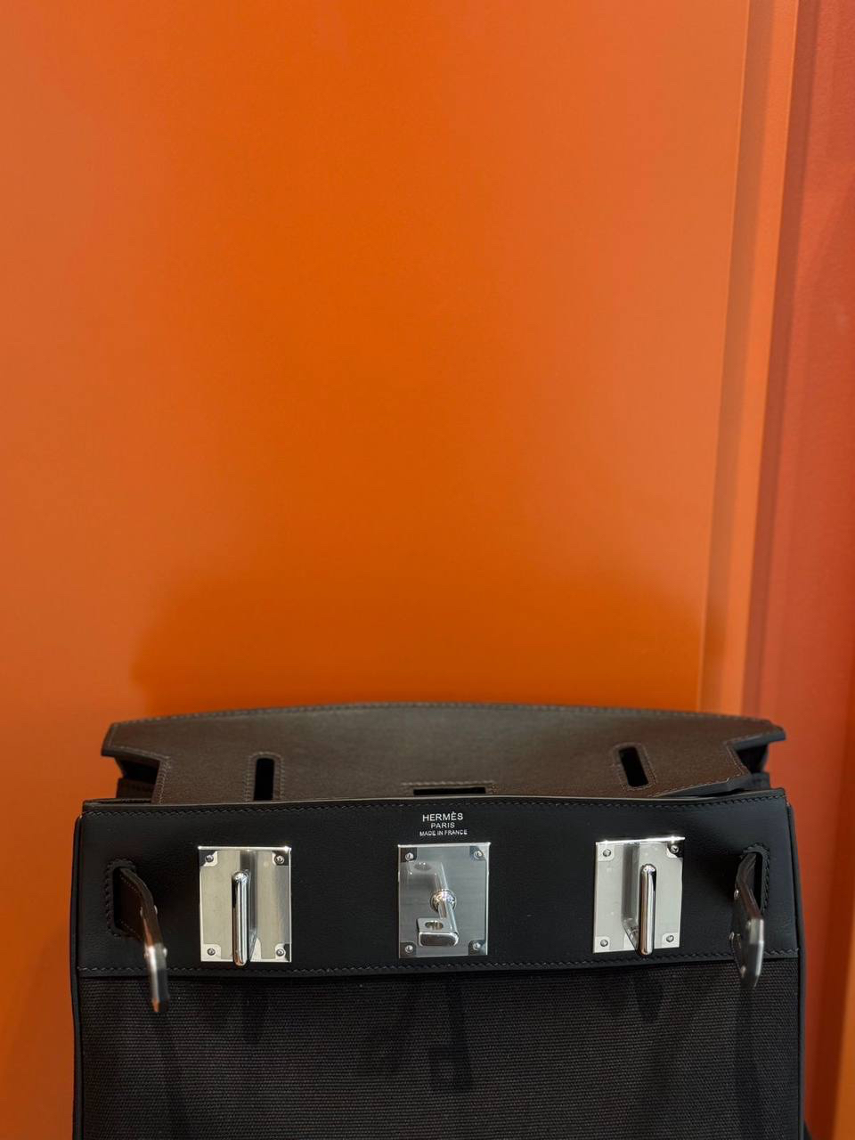 МУЖСКАЯ СУМКА СЛИНГ HERMES детальное фото