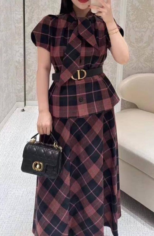 КОСТЮМ CHRISTIAN DIOR фото