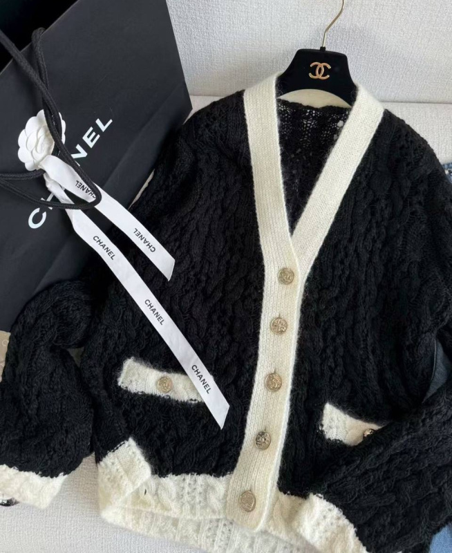 КАРДИГАН CHANEL фото