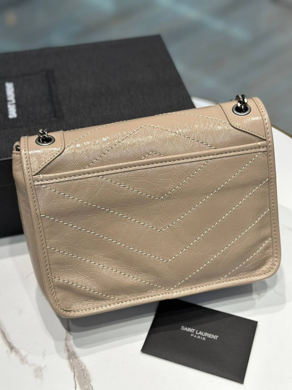 СУМКА SAINT LAURENT NIKI SMALL детальное фото