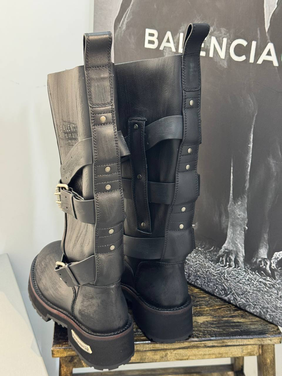 САПОГИ BALENCIAGA детальное фото
