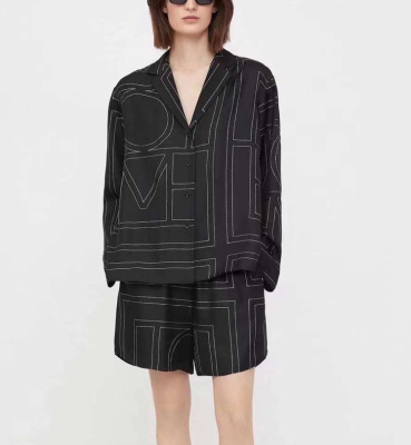 КОСТЮМ TOTEME фото