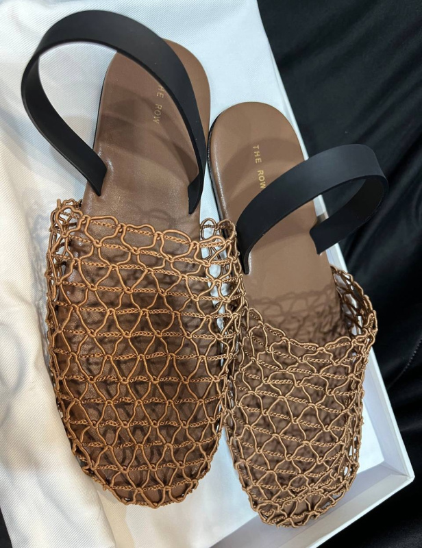 ШЛЕПКИ THE ROW фото