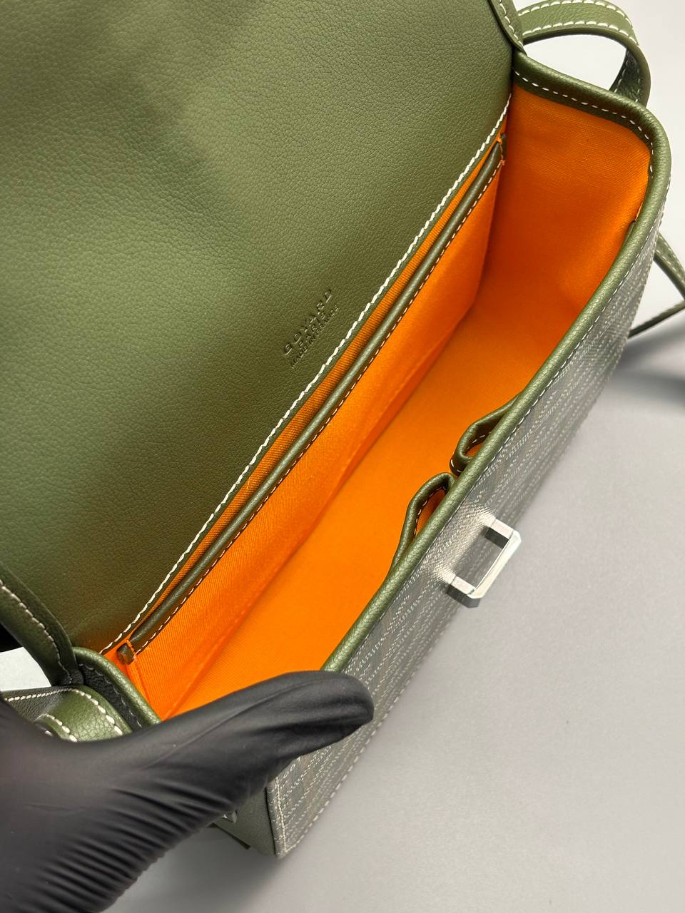 МУЖСКАЯ СУМКА МЕССЕНДЖЕР GOYARD детальное фото