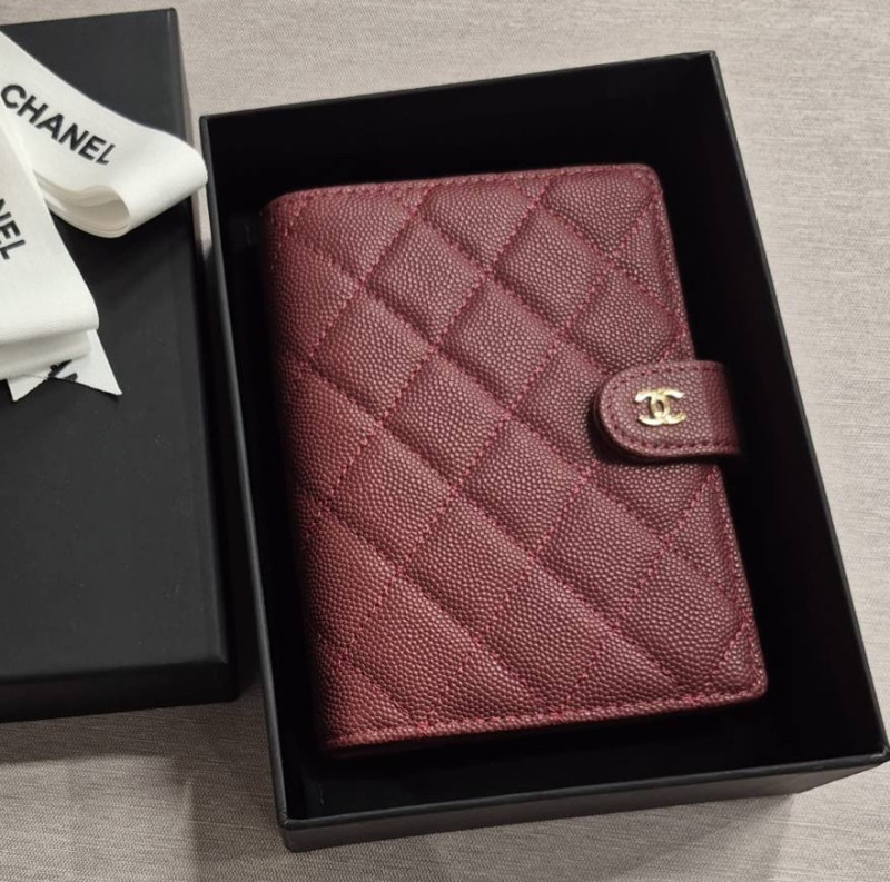 ОБЛОЖКА НА ПАСПОРТ CHANEL фото