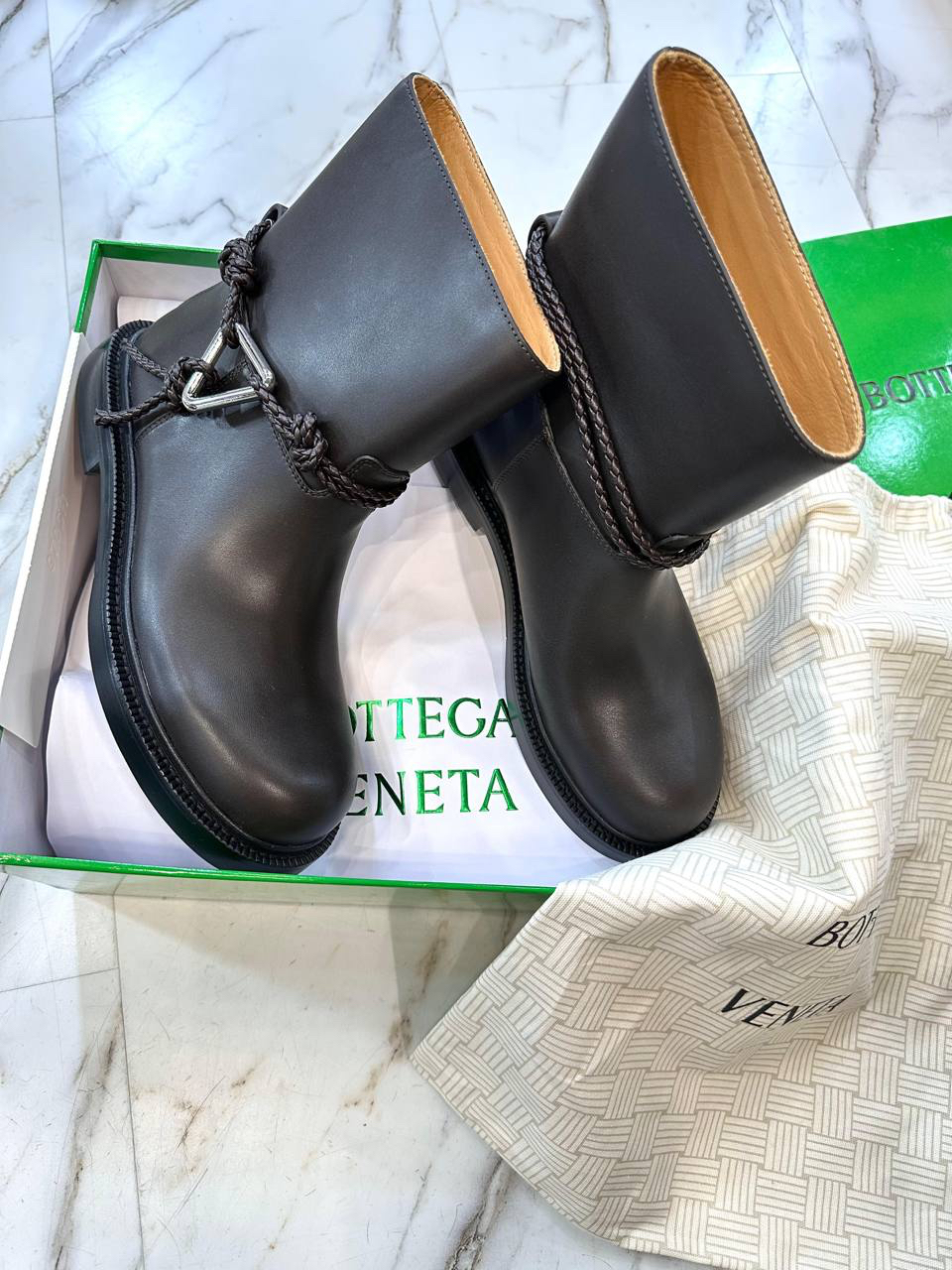 САПОГИ BOTTEGA VENETA детальное фото