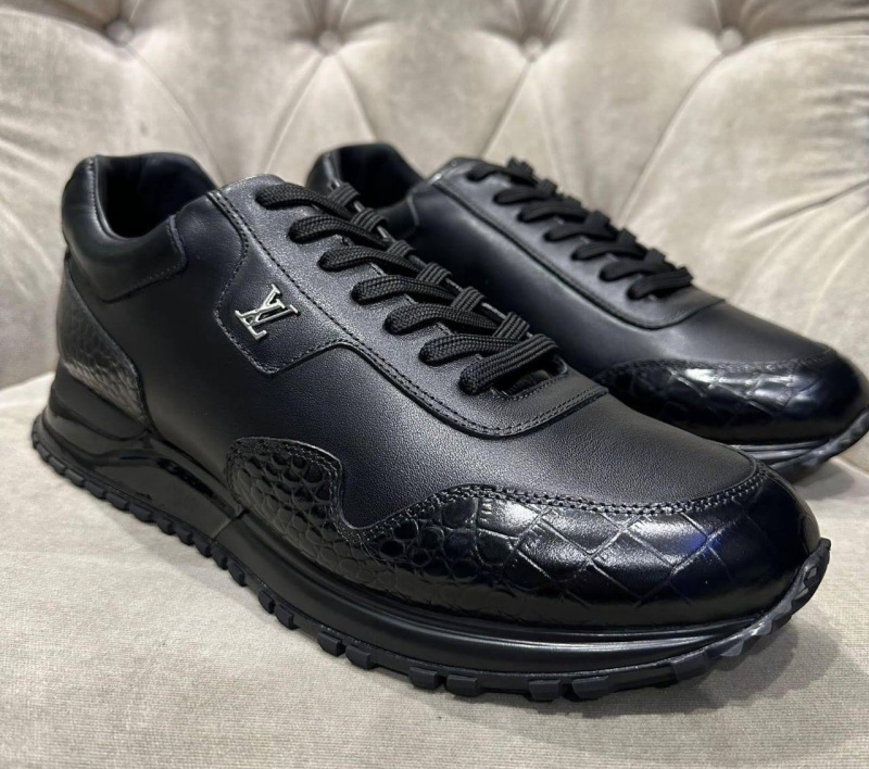 МУЖСКИЕ КРОССОВКИ LOUIS VUITTON фото