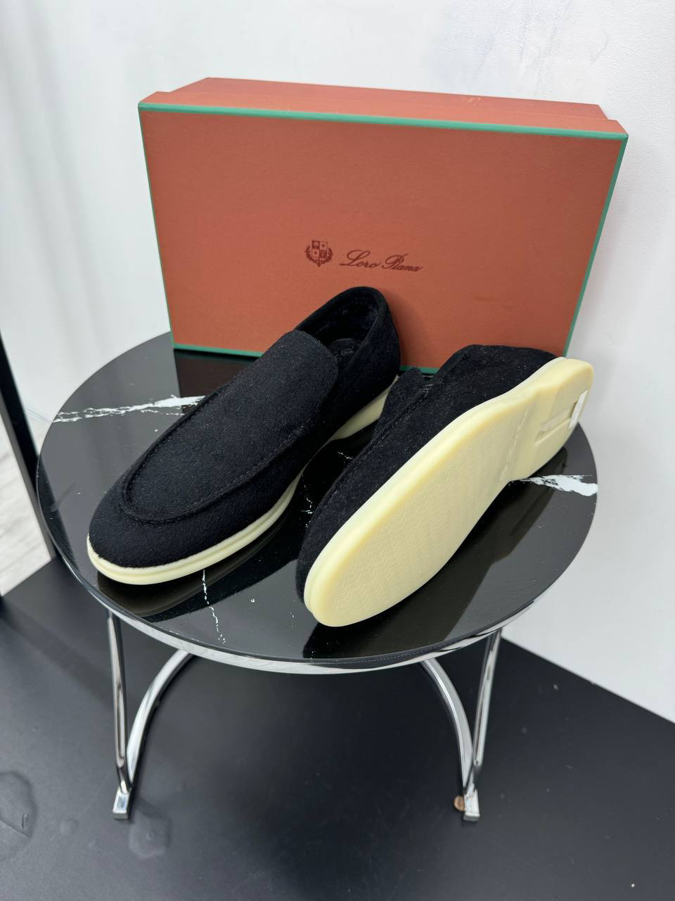 МУЖСКИЕ ЛОФЕРЫ LORO PIANA детальное фото