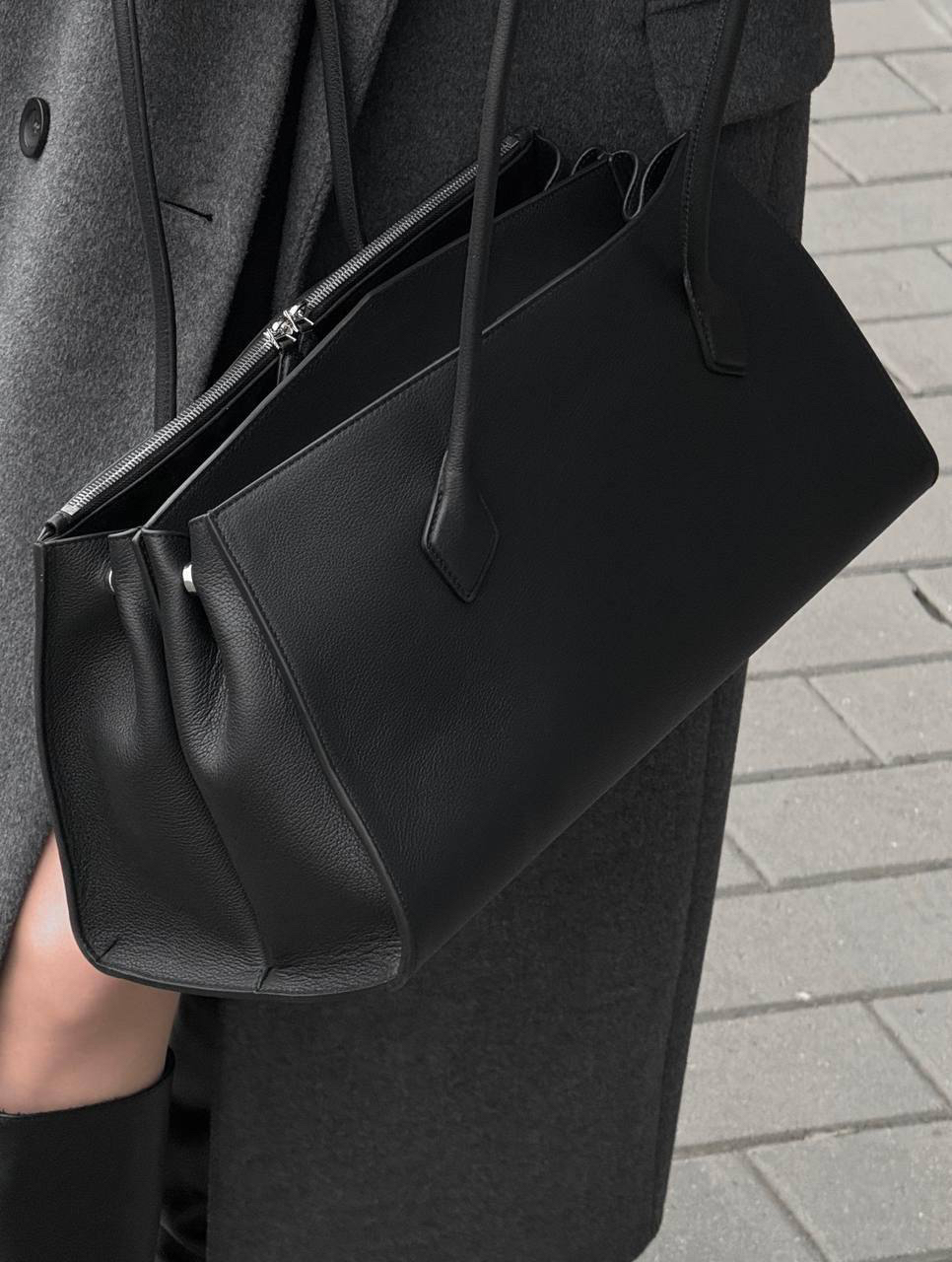 СУМКА ALAIA детальное фото