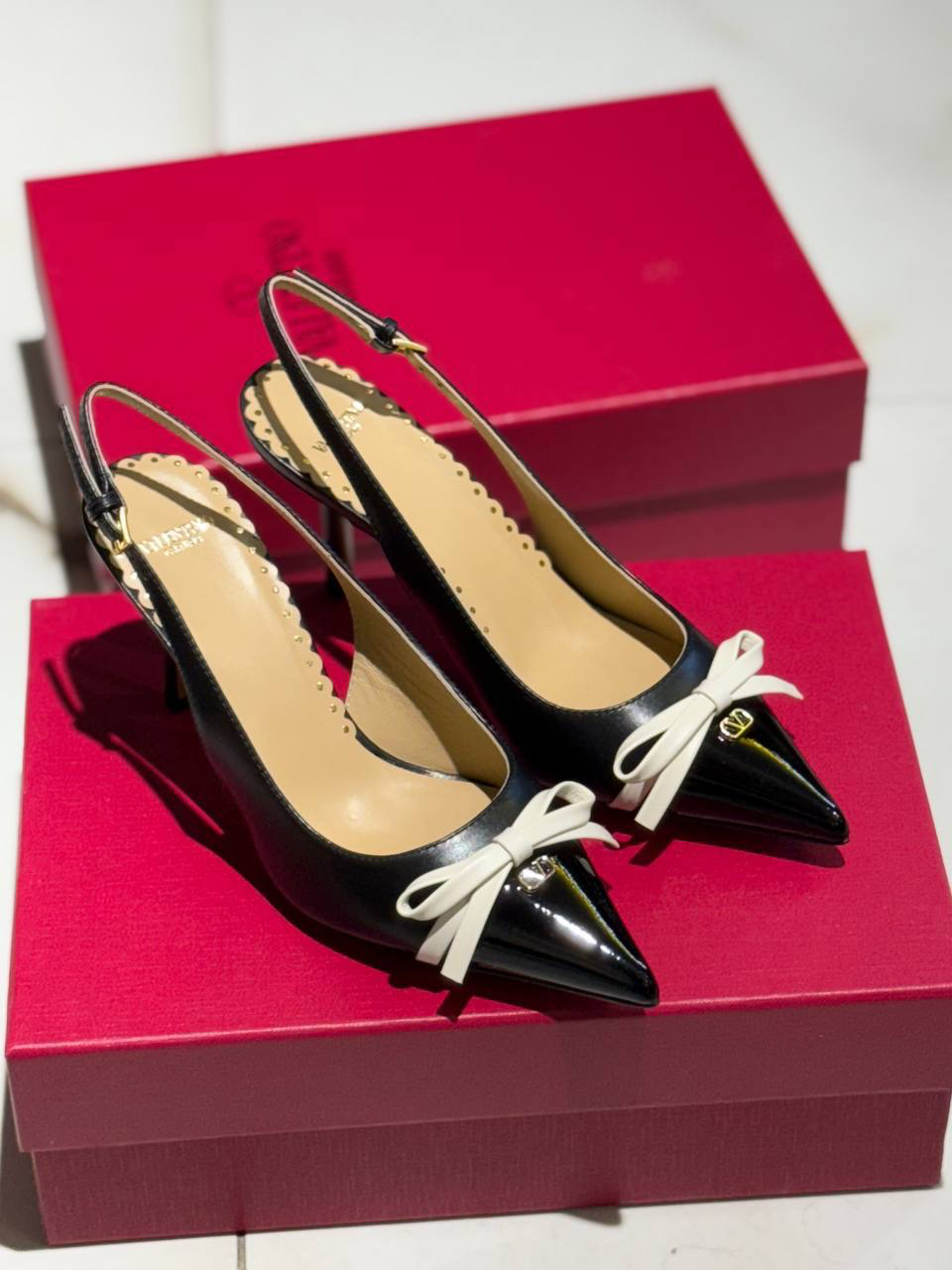 ТУФЛИ VALENTINO детальное фото
