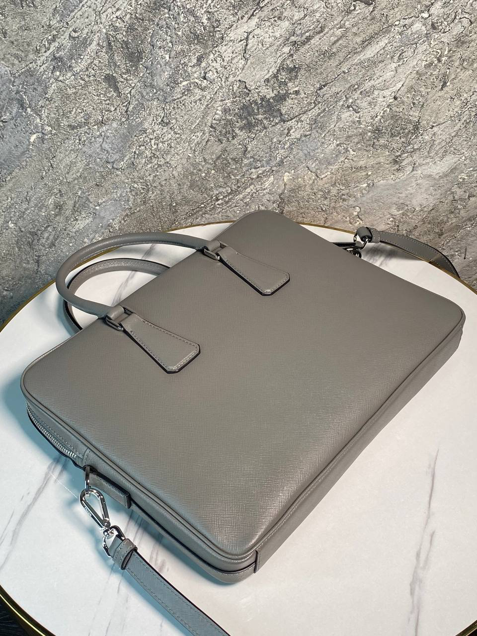 МУЖСКОЙ ПОРТФЕЛЬ PRADA детальное фото