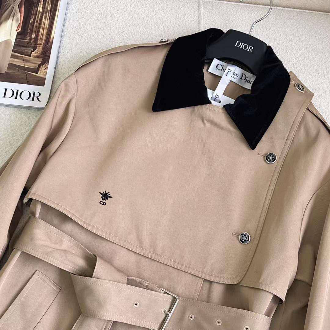 ПЛАЩ CHRISTIAN DIOR детальное фото