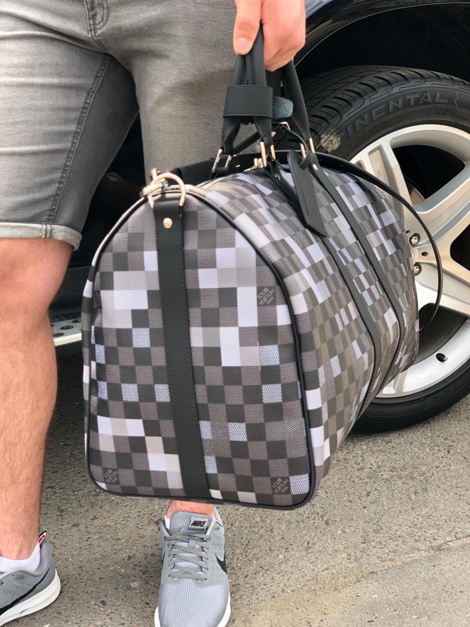 ДОРОЖНАЯ СУМКА LOUIS VUITTON детальное фото