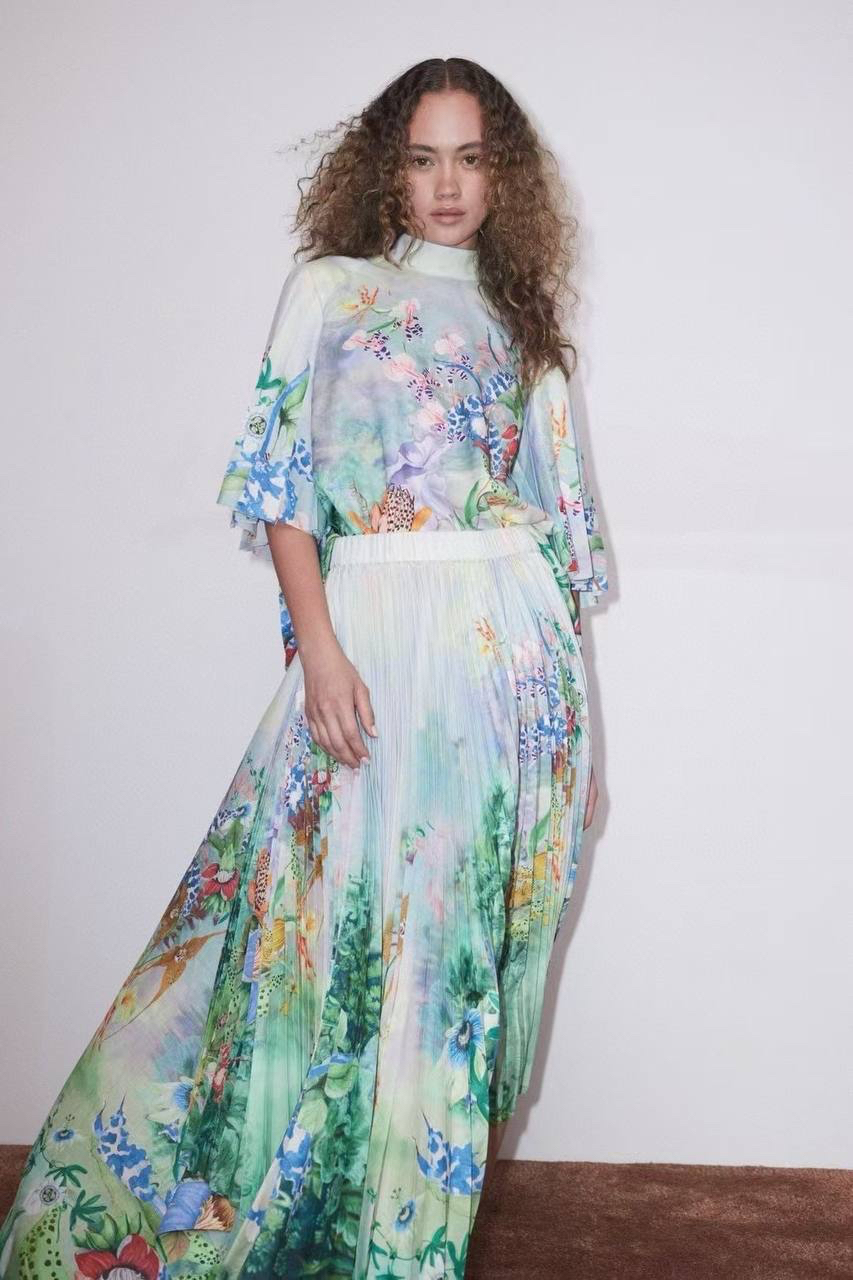 КОСТЮМ ALEMAIS детальное фото