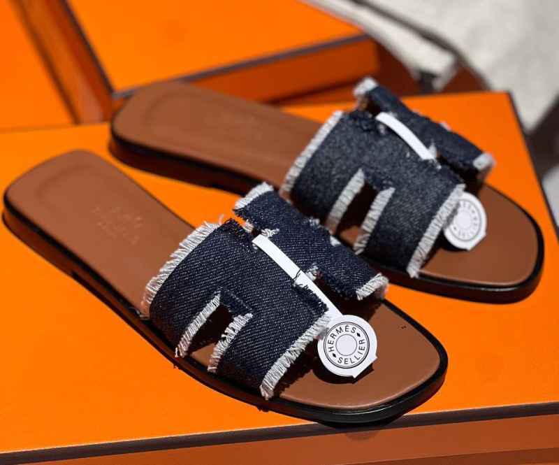 ШЛЕПКИ HERMES фото