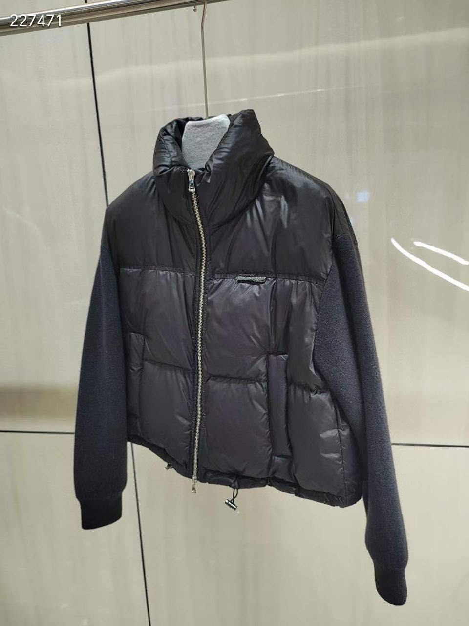 ПУХОВИК BRUNELLO CUCINELLI детальное фото