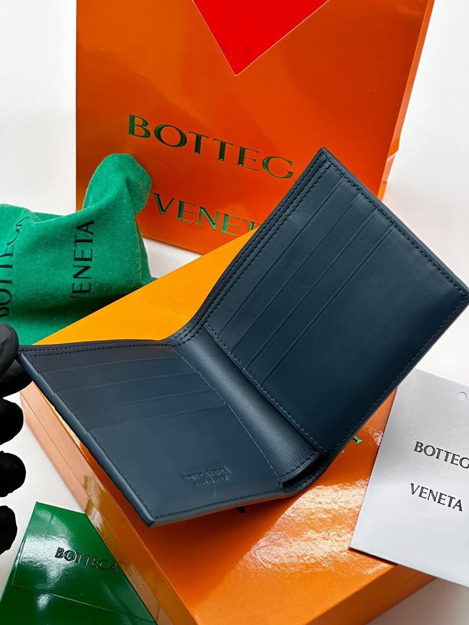 МУЖСКОЙ ПОРТМОНЕ BOTTEGA VENETA детальное фото