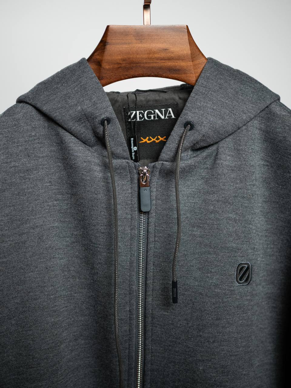 МУЖСКОЙ КОСТЮМ ZEGNA детальное фото