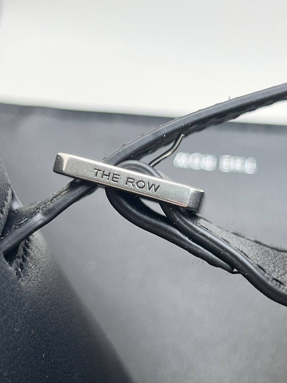 СУМКА THE ROW MARGAUX 12 детальное фото