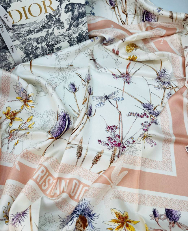 ПЛАТОК CHRISTIAN DIOR фото