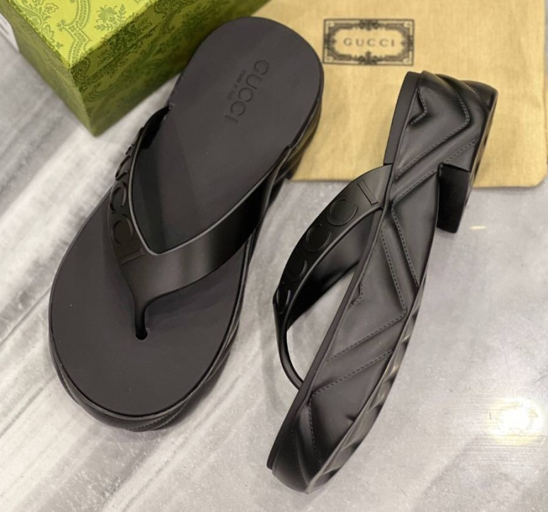 ШЛЕПКИ GUCCI фото