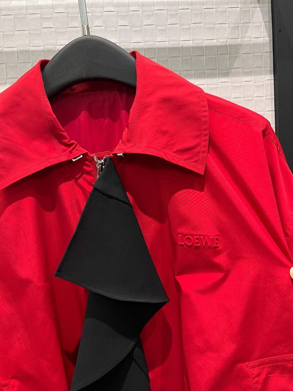 ВЕТРОВКА LOEWE детальное фото