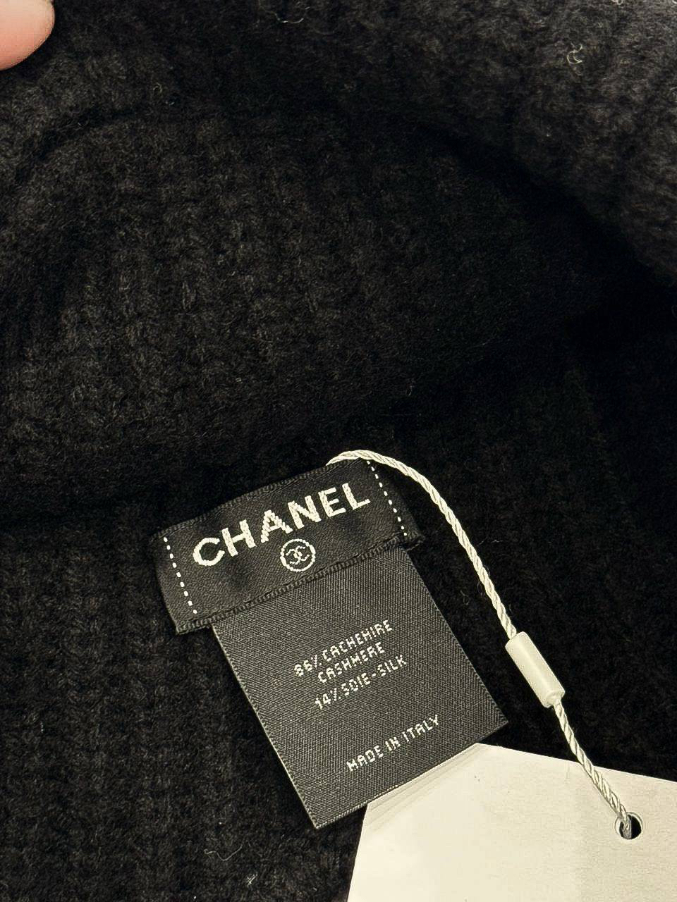 ШАПКА CHANEL детальное фото