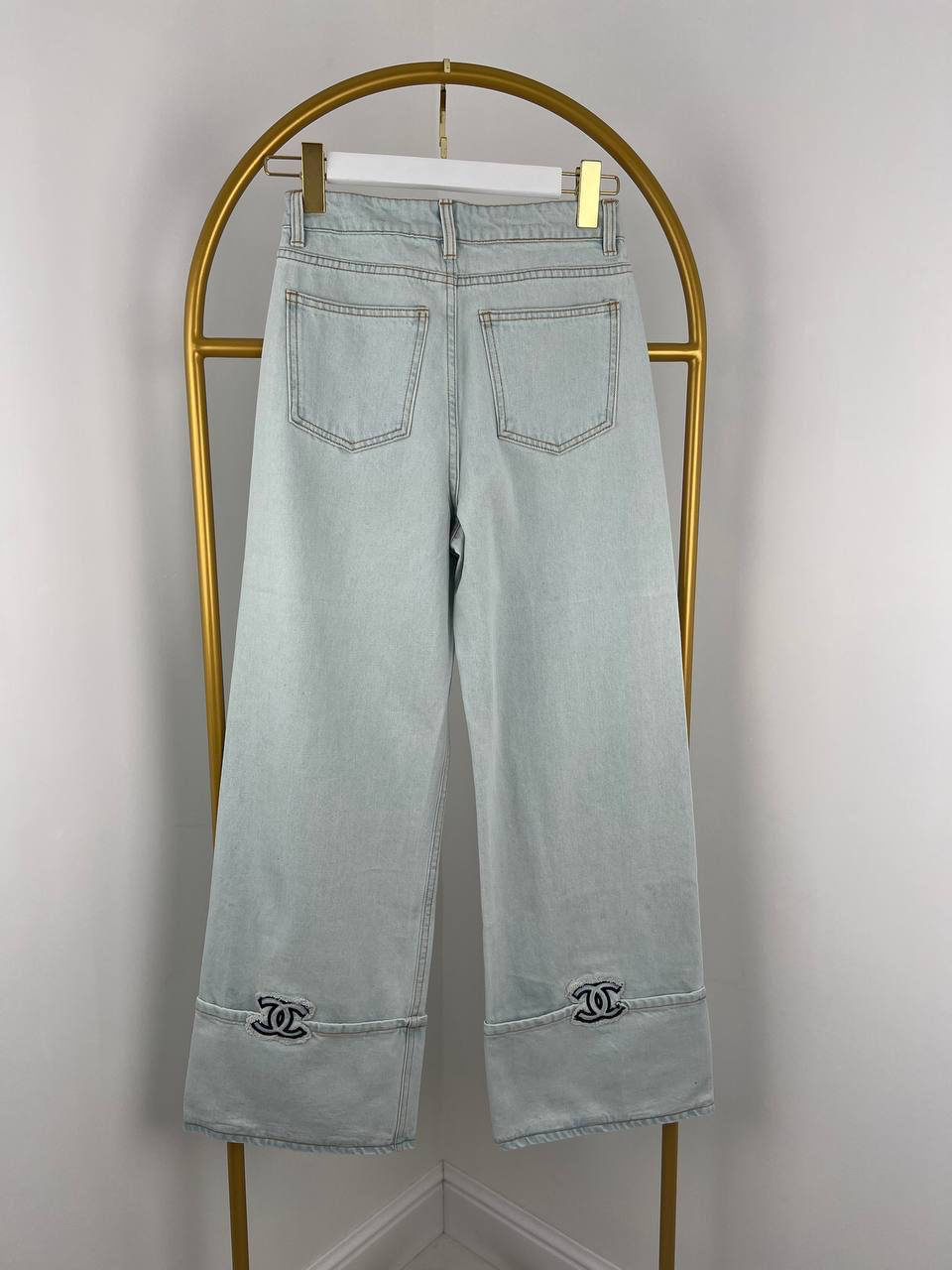 ДЖИНСЫ CHANEL детальное фото