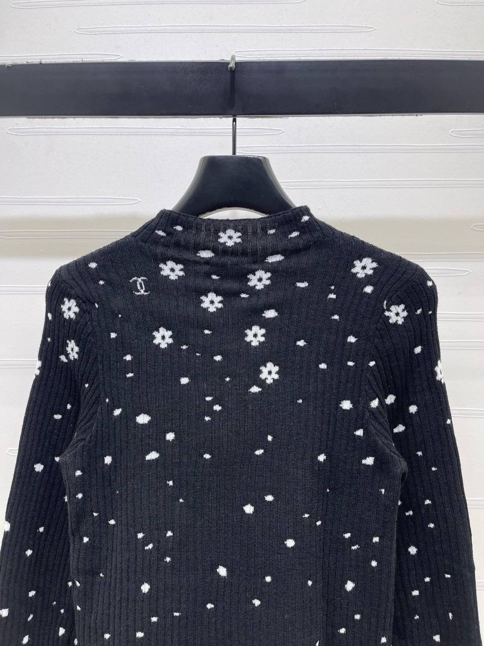 ВОДОЛАЗКА CHANEL детальное фото