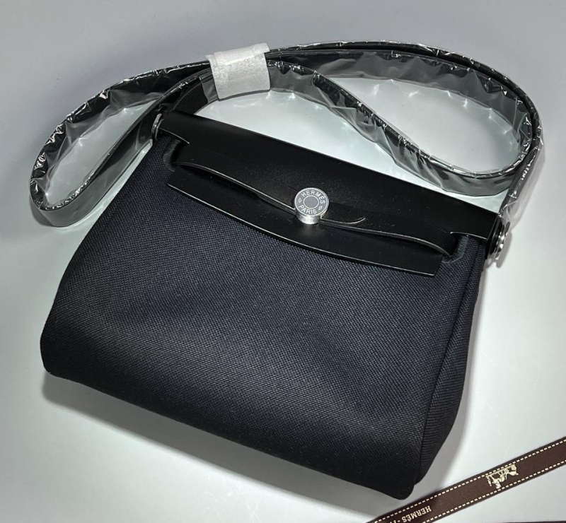 СУМКА HERMES HERBAG MINI фото