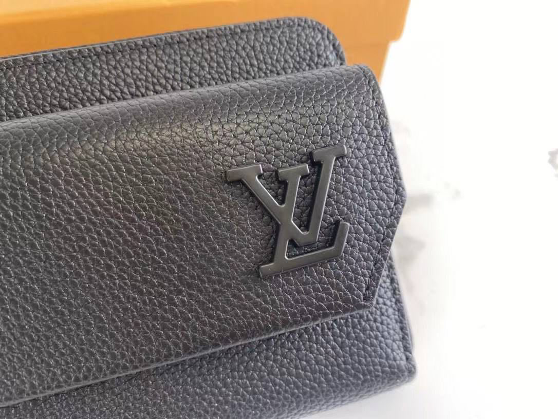 МУЖСКОЙ ПОРТМОНЕ LOUIS VUITTON детальное фото