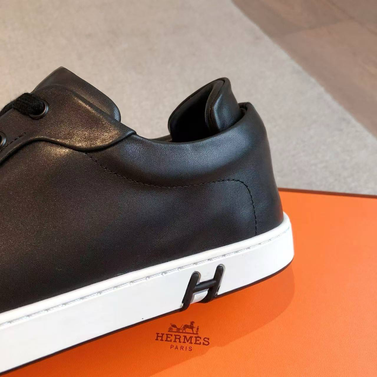 МУЖСКИЕ КЕДЫ HERMES детальное фото