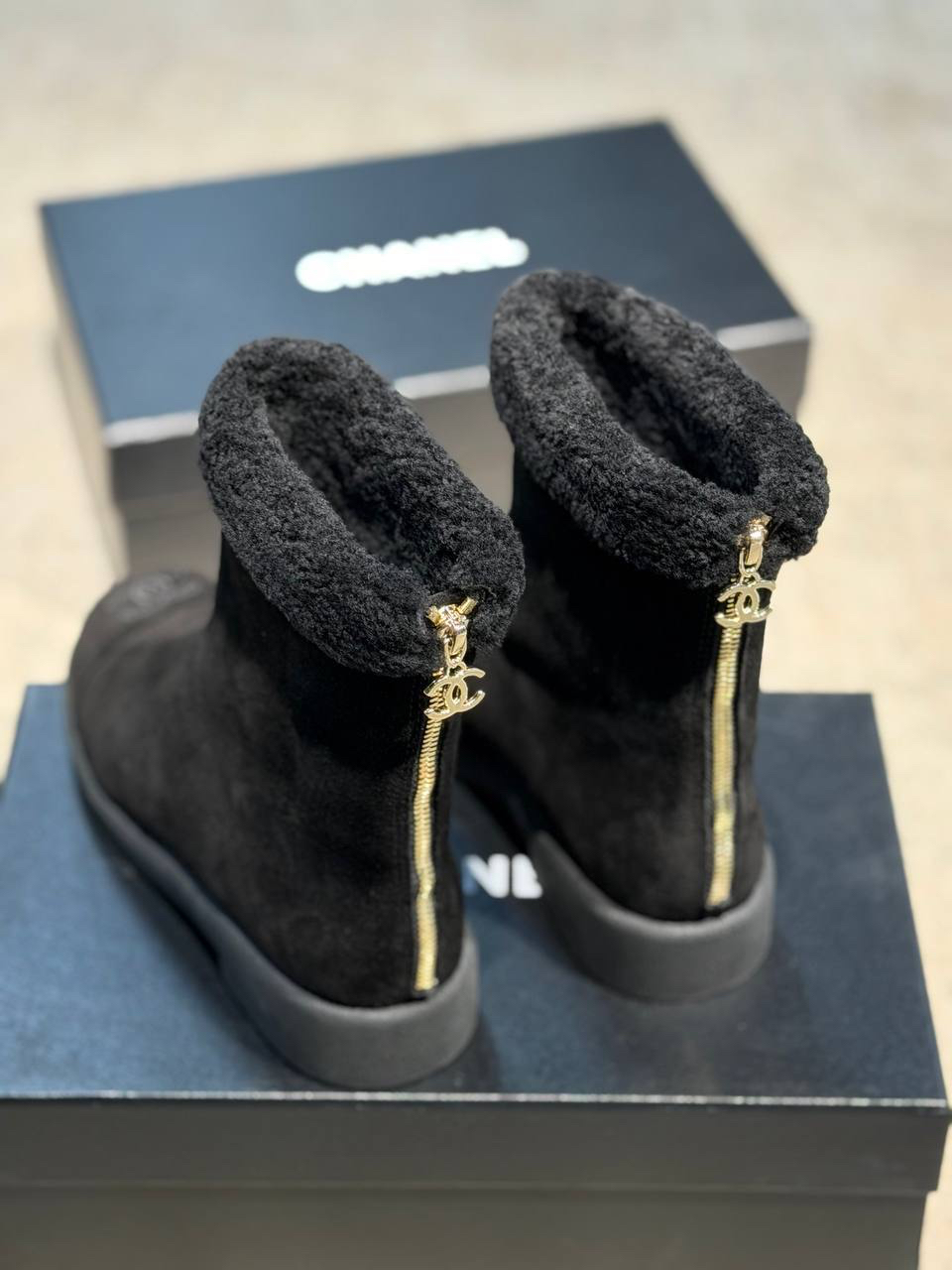 САПОГИ CHANEL детальное фото