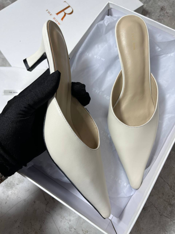 ШЛЕПКИ THE ROW фото