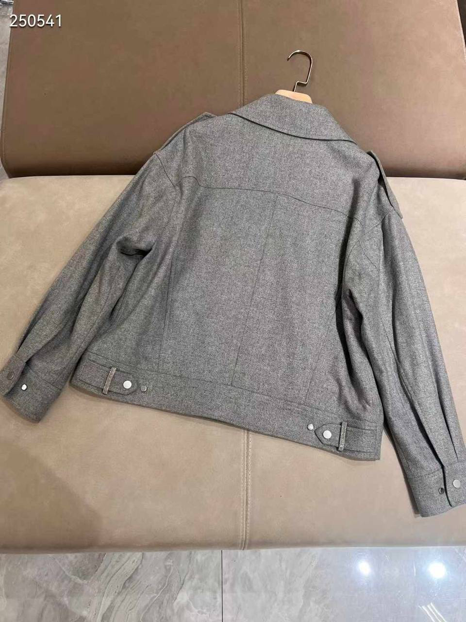 КУРТКА BRUNELLO CUCINELLI детальное фото