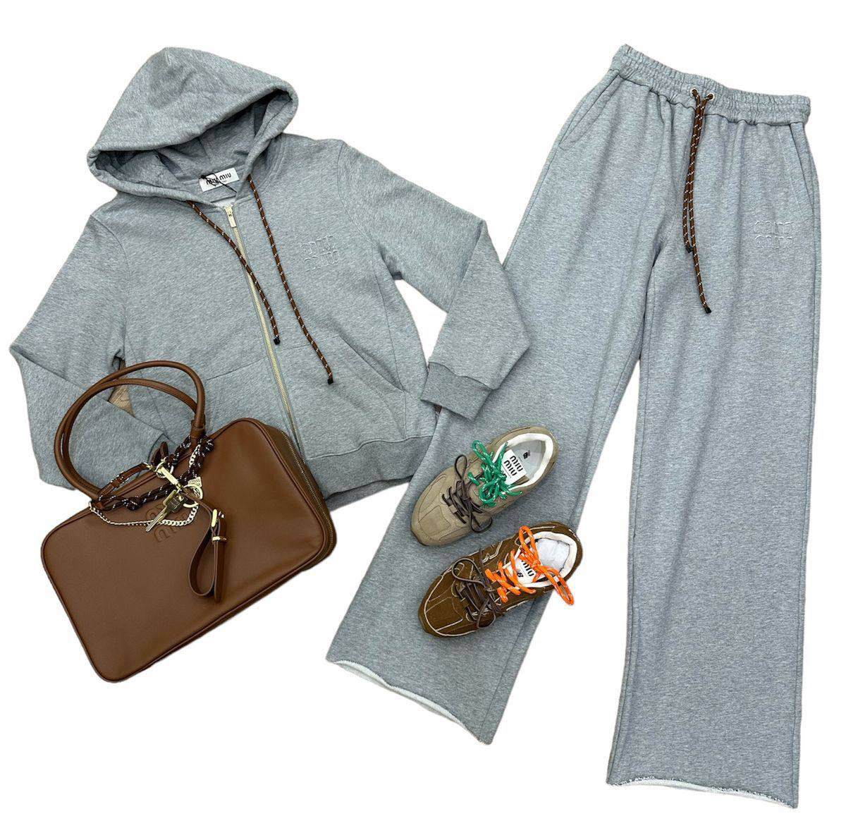 КОСТЮМ MIU MIU детальное фото