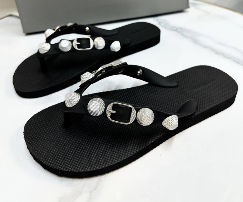 ШЛЕПКИ BALENCIAGA фото