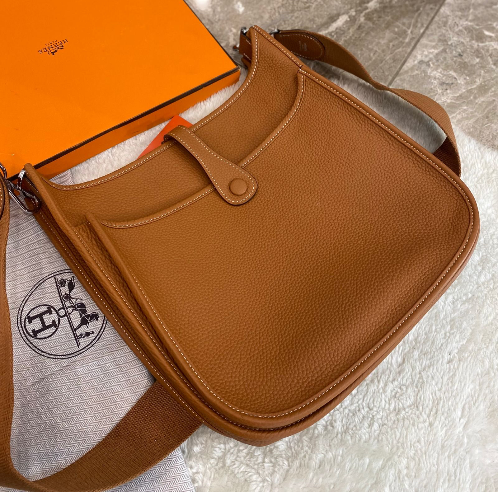 СУМКА HERMES EVELYNE 26 детальное фото