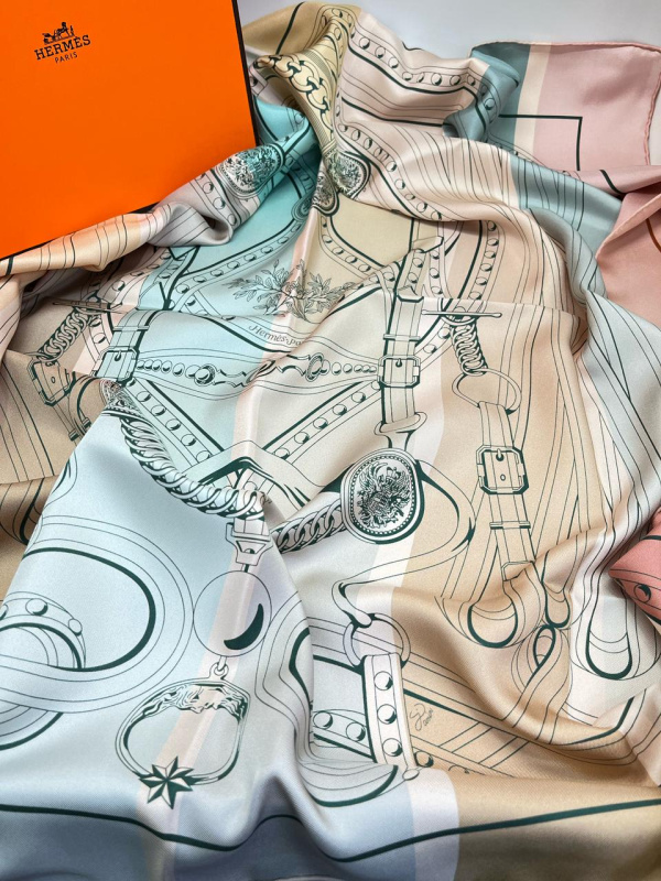 ПЛАТОК HERMES фото