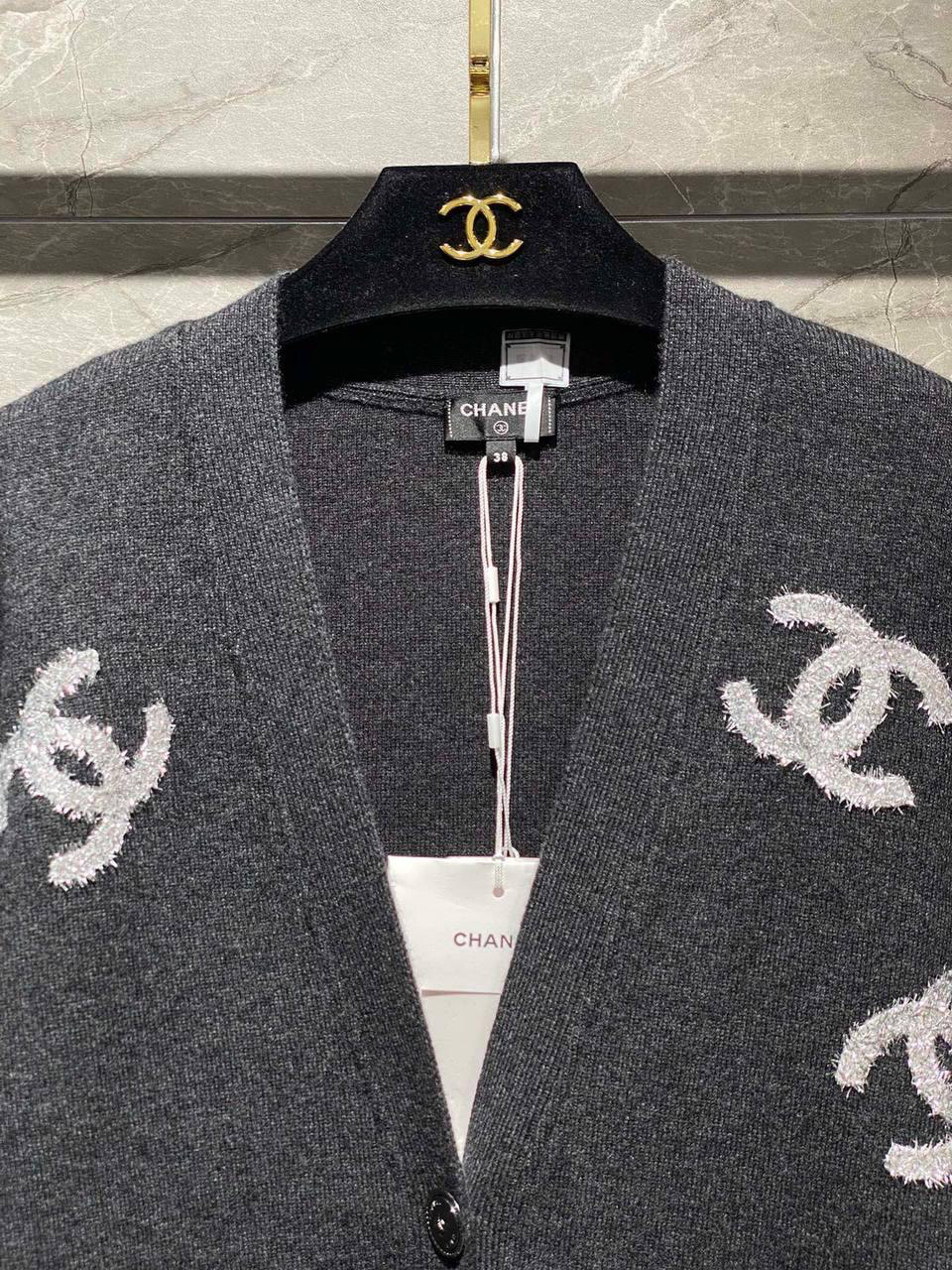 КАРДИГАН CHANEL детальное фото