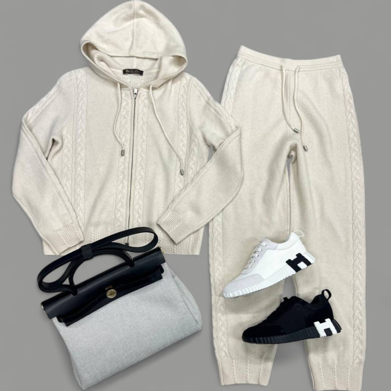 КОСТЮМ LORO PIANA фото