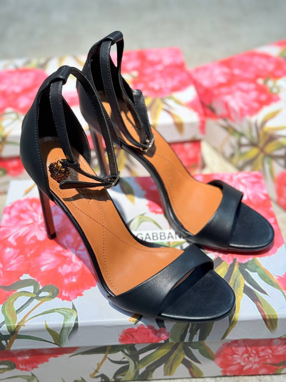 БОСОНОЖКИ DOLCE & GABBANA детальное фото