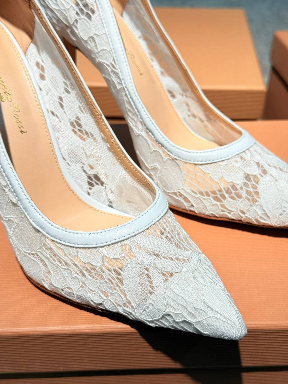 ТУФЛИ GIANVITO ROSSI детальное фото
