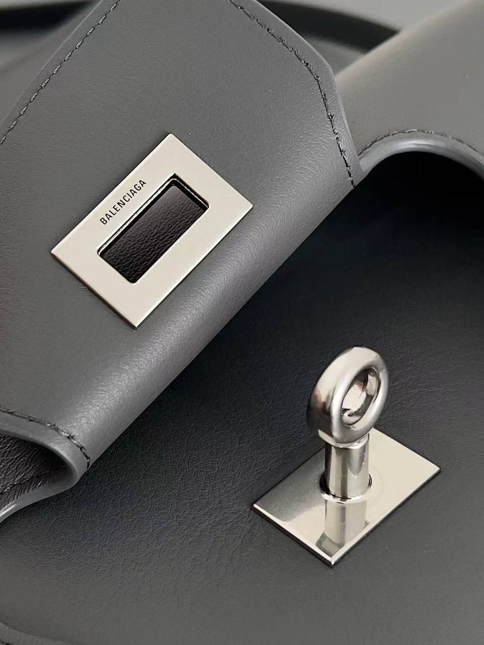 СУМКА BALENCIAGA BEL AIR детальное фото