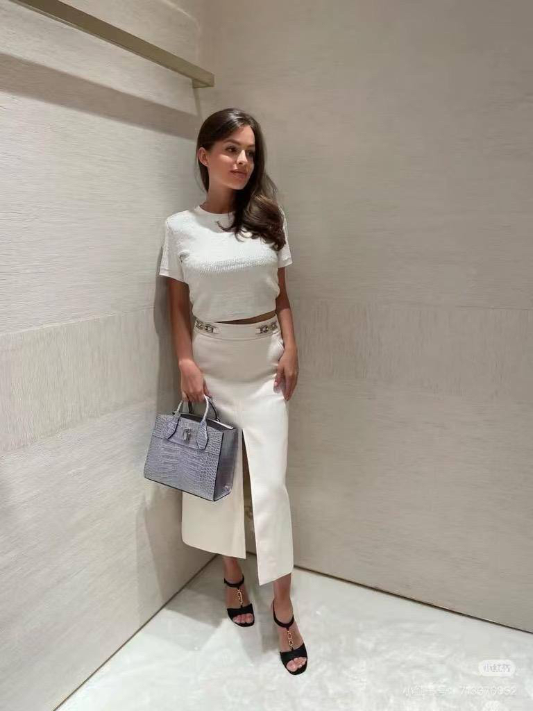 КОСТЮМ LOUIS VUITTON детальное фото