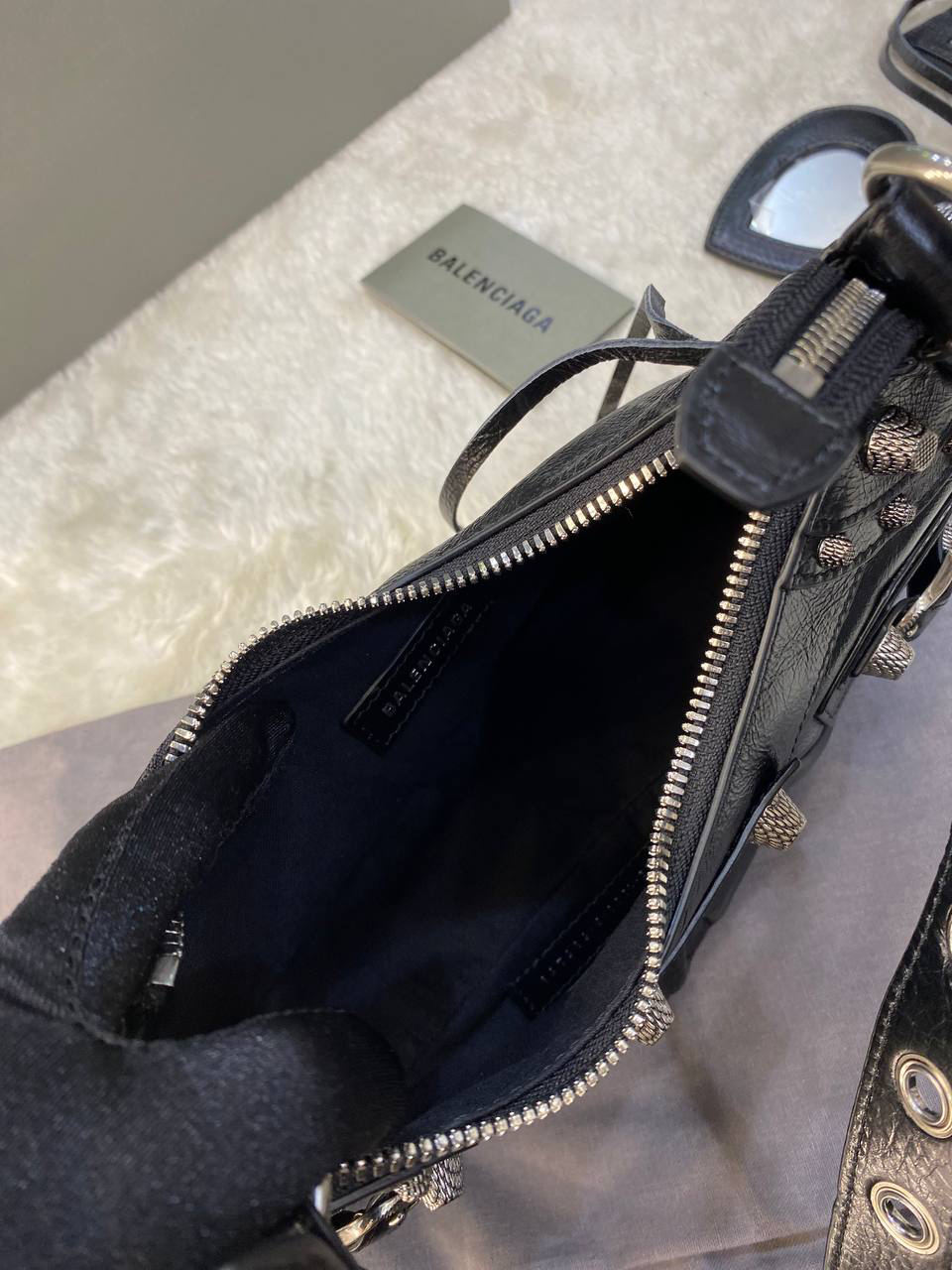 СУМКА BALENCIAGA детальное фото