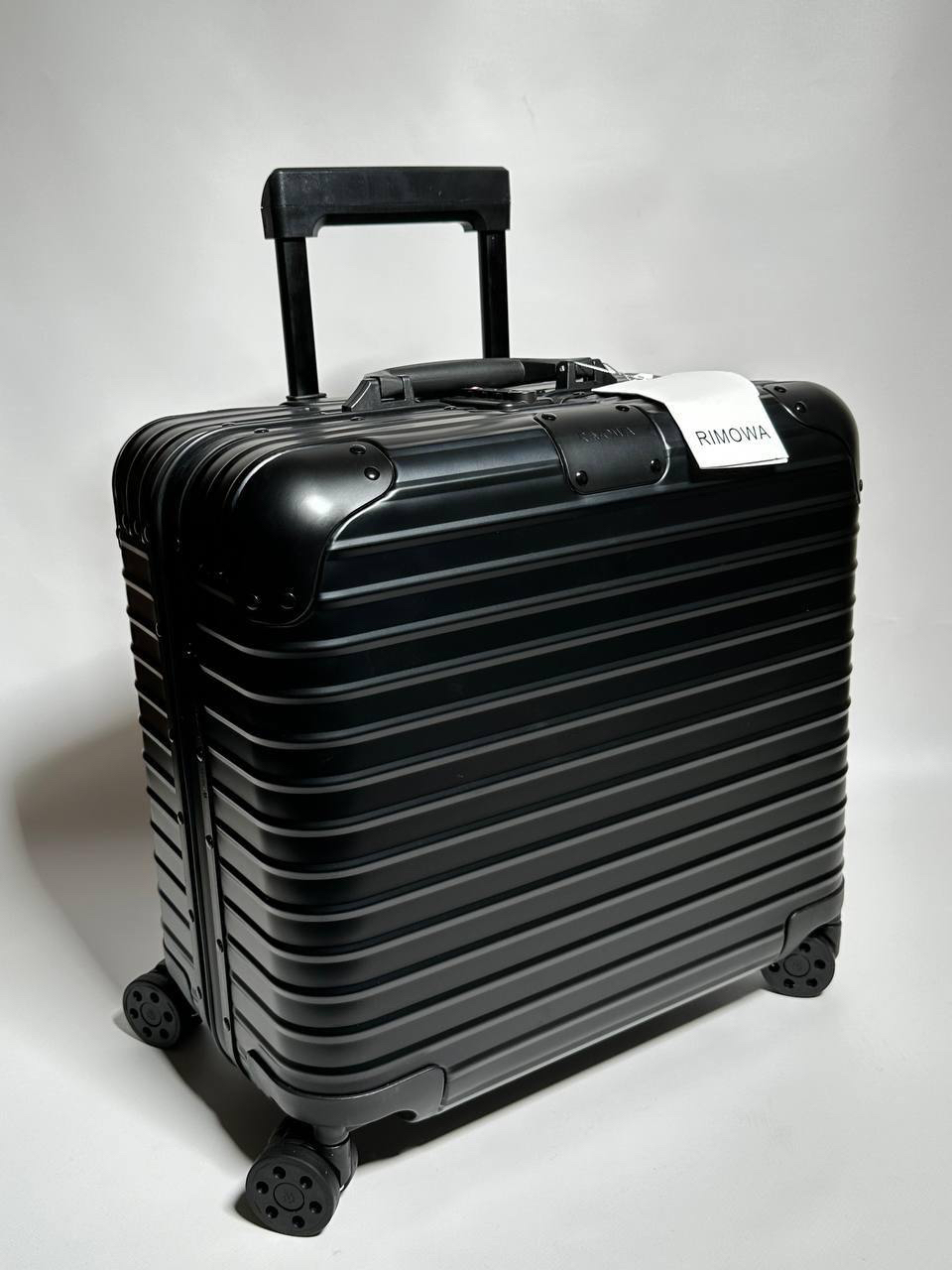ЧЕМОДАН RIMOWA детальное фото
