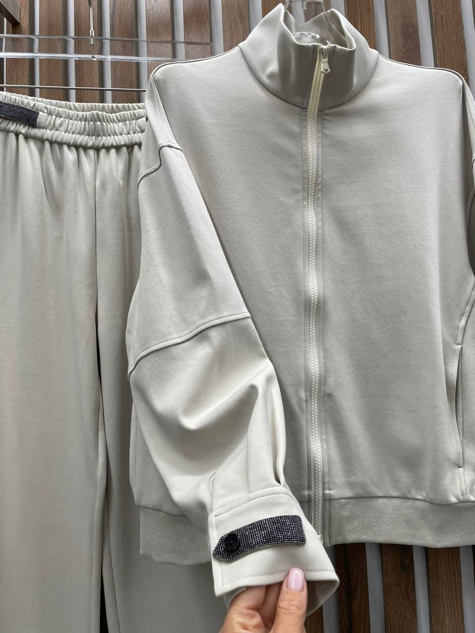 КОСТЮМ BRUNELLO CUCINELLI детальное фото