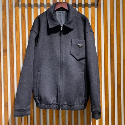 КУРТКА PRADA фото