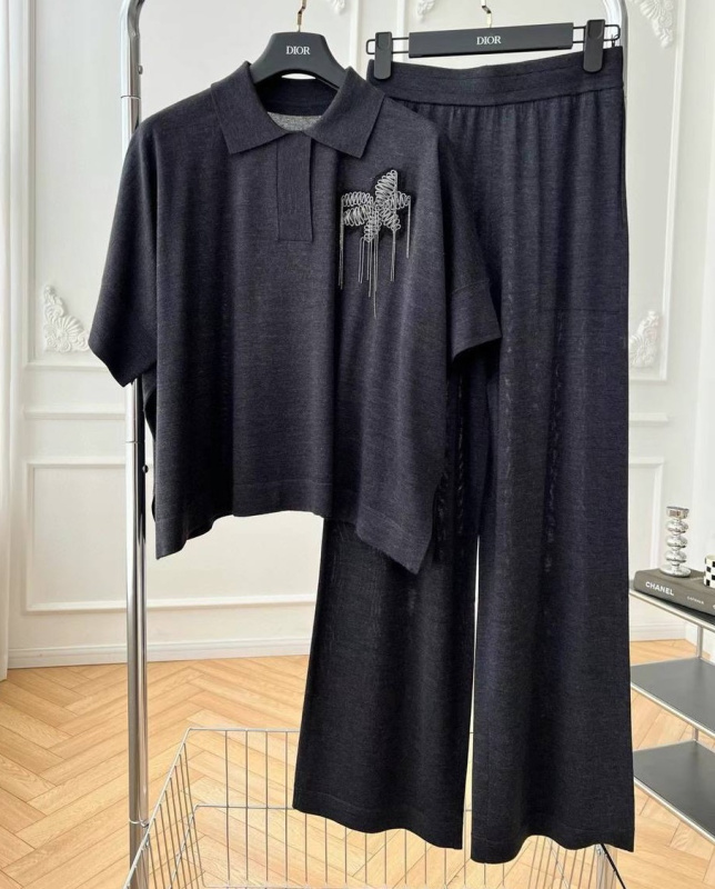 КОСТЮМ BRUNELLO CUCINELLI фото